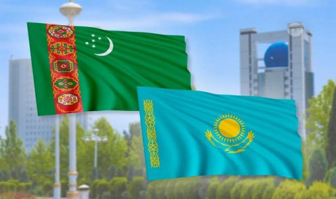 Туркменистан и Казахстан планируют упростить визовый режим для водителей
