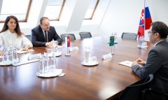 Посол Туркменистана провел рабочие встречи в Словакии