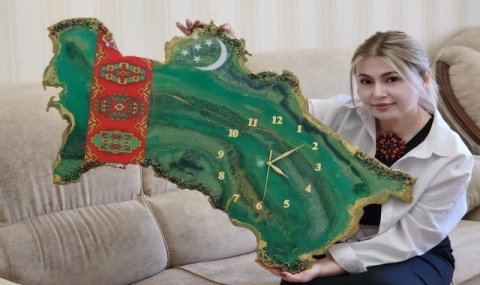 Воплощая Туркменистан: Художница из Ашхабада создает уникальные произведения из эпоксидной смолы