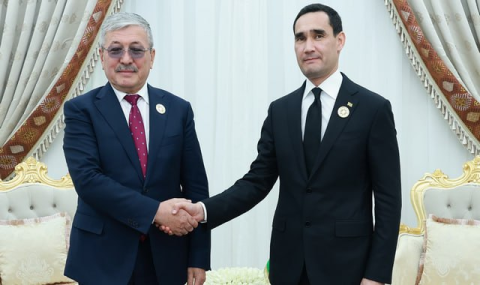 Президент Туркменистана принял Премьер-министра Кыргызской Республики