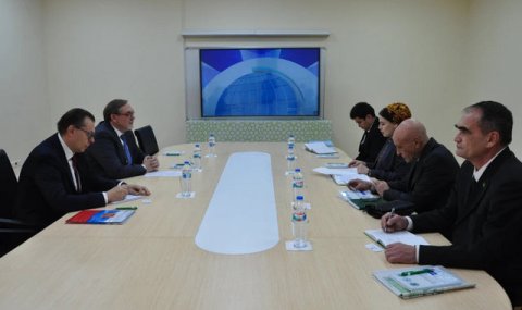 В ИМО МИД Туркменистана состоялась встреча с послом РФ