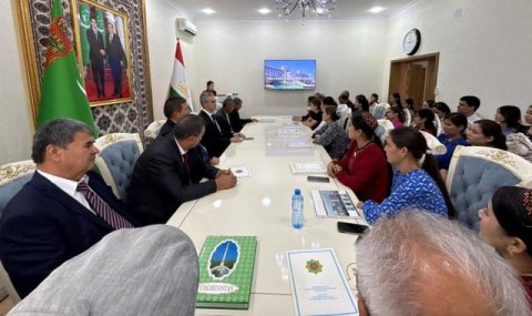 Посольство Туркменистана провело брифинг по итогам Халк Маслахаты