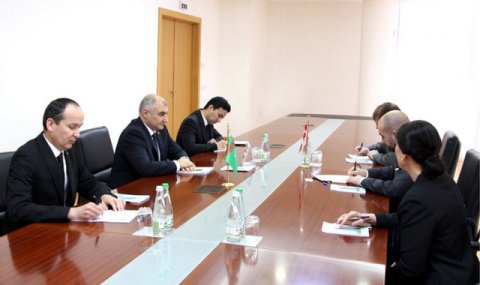 Туркменистан и Канада укрепляют дипломатические связи