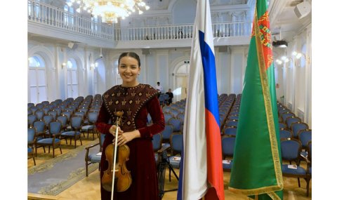 Айболек Мухиева: Талантливая туркменская скрипачка, завоевывающая международное признание