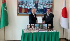 Посол Японии в Туркменистане побывал в школе с изучением японского языка