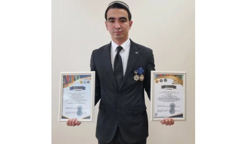Студент из Туркменистана стал победителем международного конкурса в Астане