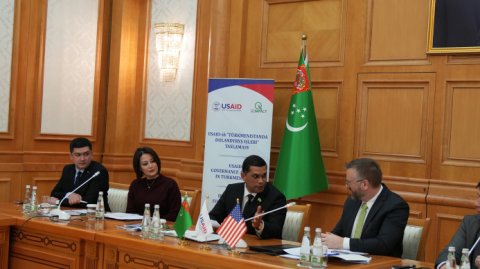 USAID и Правительство Туркменистана обсуждают развитие местного самоуправления