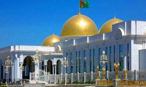 Президент Туркменистана подчеркнул значимость выставки в Риме