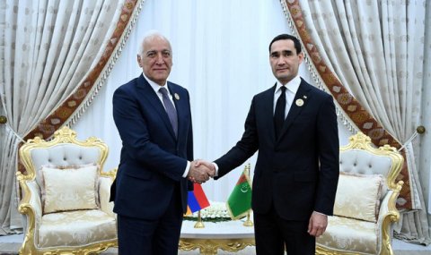 Президенты Туркменистана и Армении провели переговоры о развитии сотрудничества