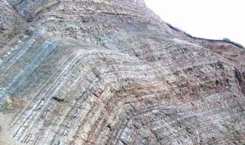 Туркменистан развивает индустриализацию через переработку полезных ископаемых