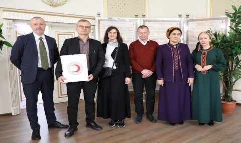 В Туркменистане завершился визит делегации Глобального фонда по борьбе со СПИДом, туберкулезом и малярией