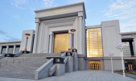 В Ашхабаде состоялась конференция в честь Международного женского дня