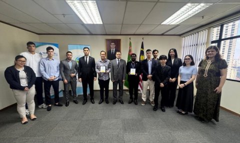 Посол Туркменистана встретился с профессорами и студентами Университета Санвэй