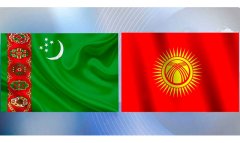 Министр образования Туркменистана встретился с послом Кыргызстана