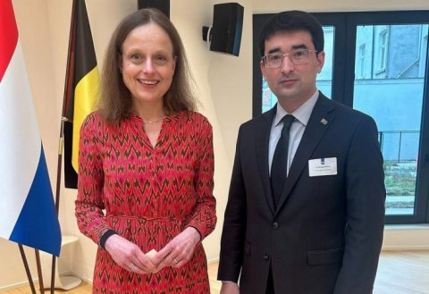 Посол Туркменистана принял участие во встрече с представителем Министерства иностранных дел Нидерландов