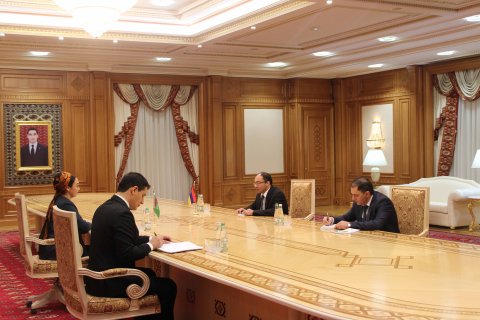 Туркменистан и Армения укрепляют межпарламентские связи: встреча Председателя Меджлиса с Послом Армении