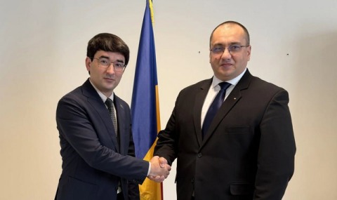 Посол Туркменистана провел переговоры с депутатом Европарламента