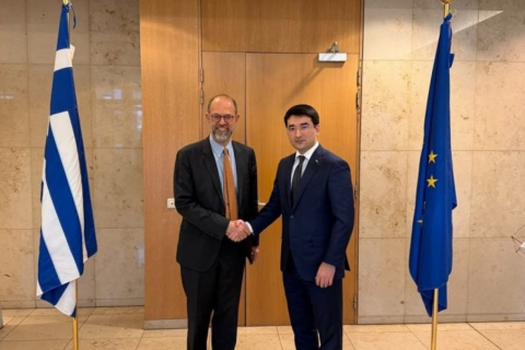 Посол Туркменистана встретился с постпредом Греции при ЕС