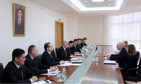 Замглавы МИД Туркменистана провел встречу с Послом Австралии